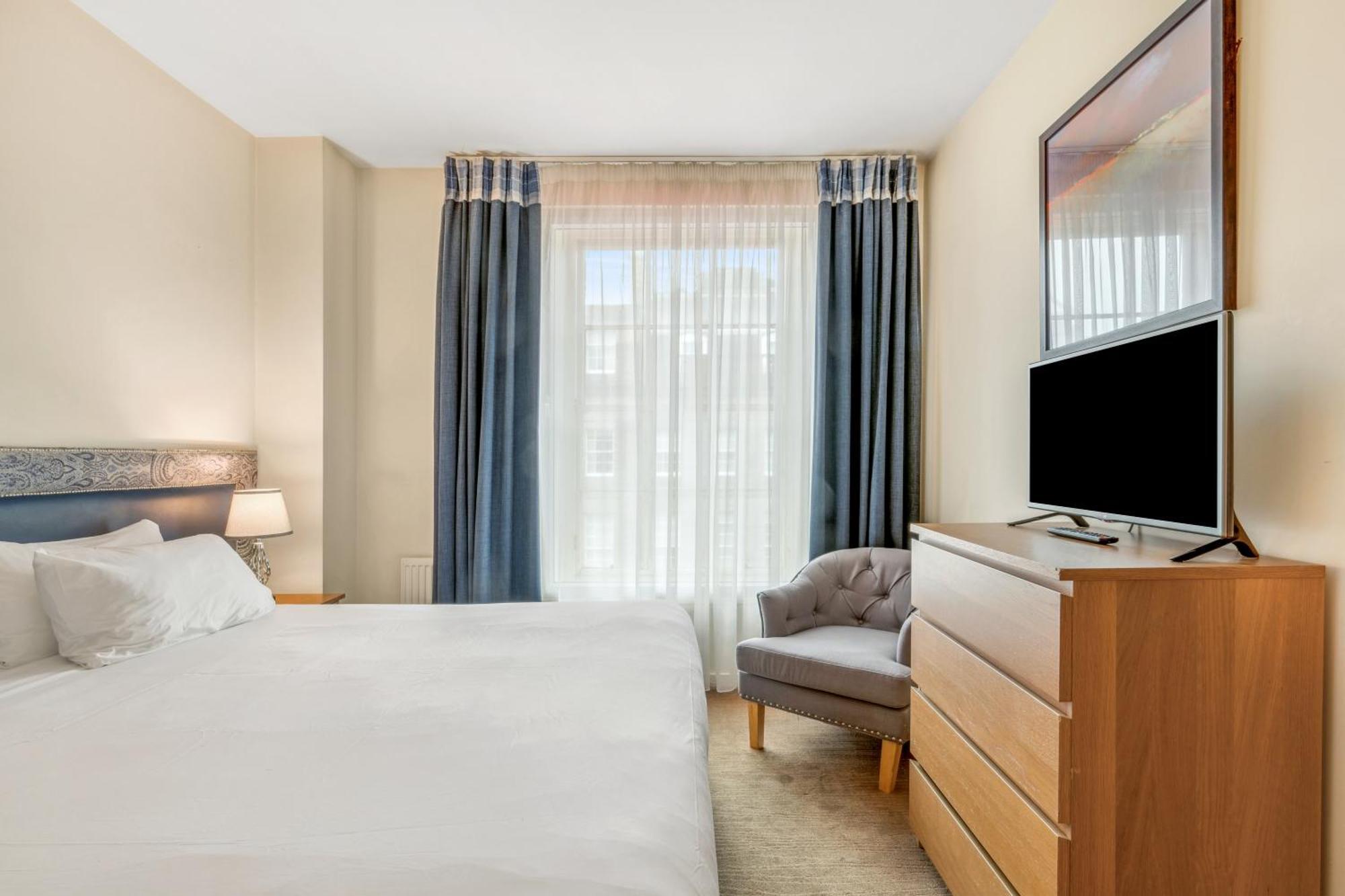 Princes Street Suites Единбург Екстериор снимка