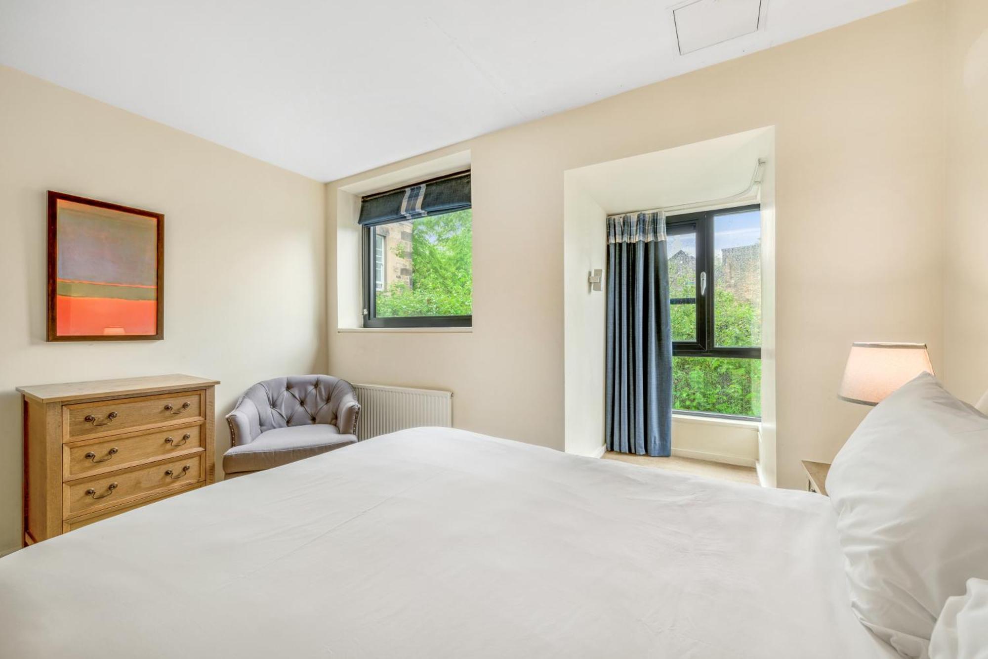 Princes Street Suites Единбург Екстериор снимка