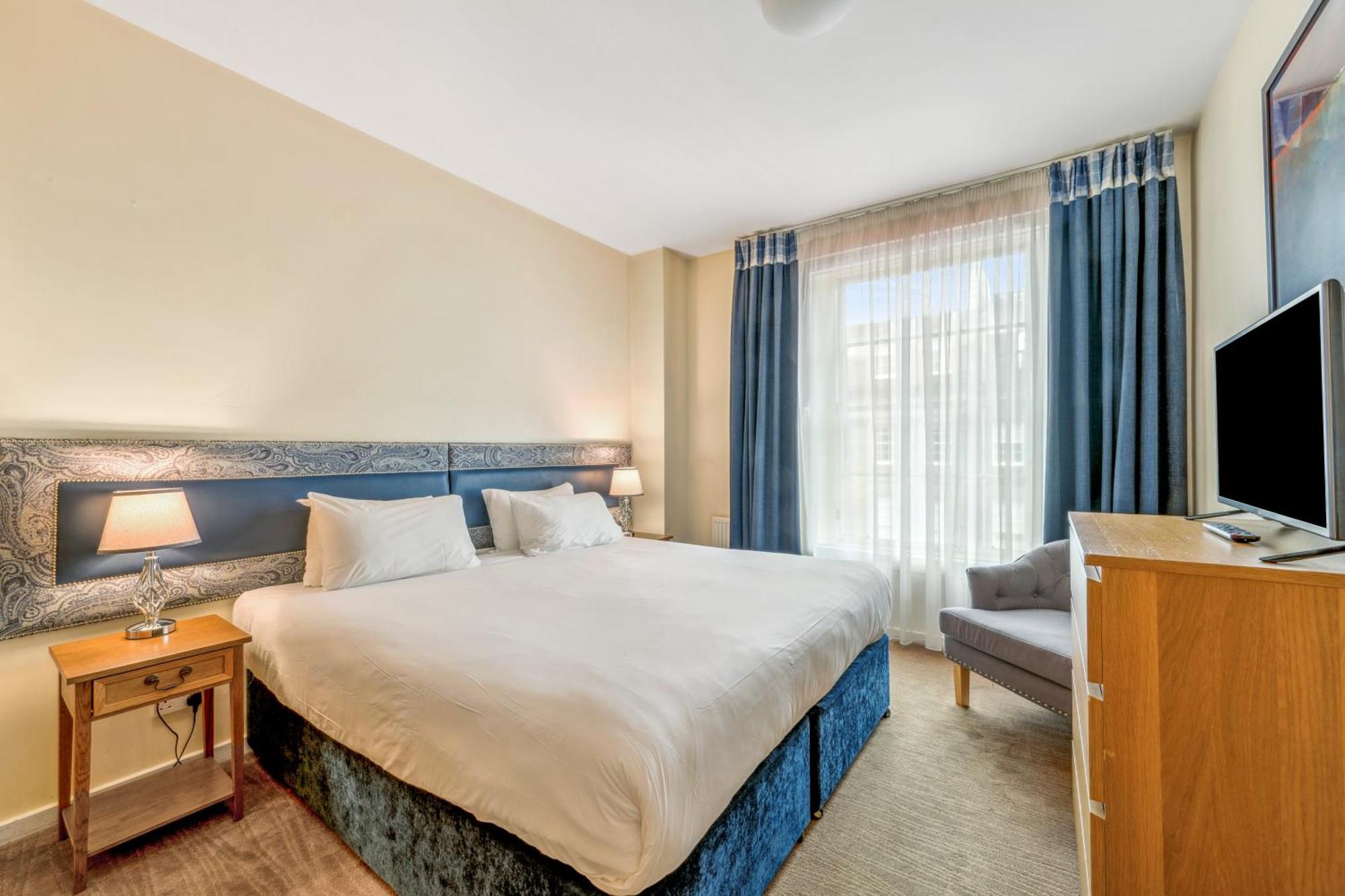 Princes Street Suites Единбург Екстериор снимка