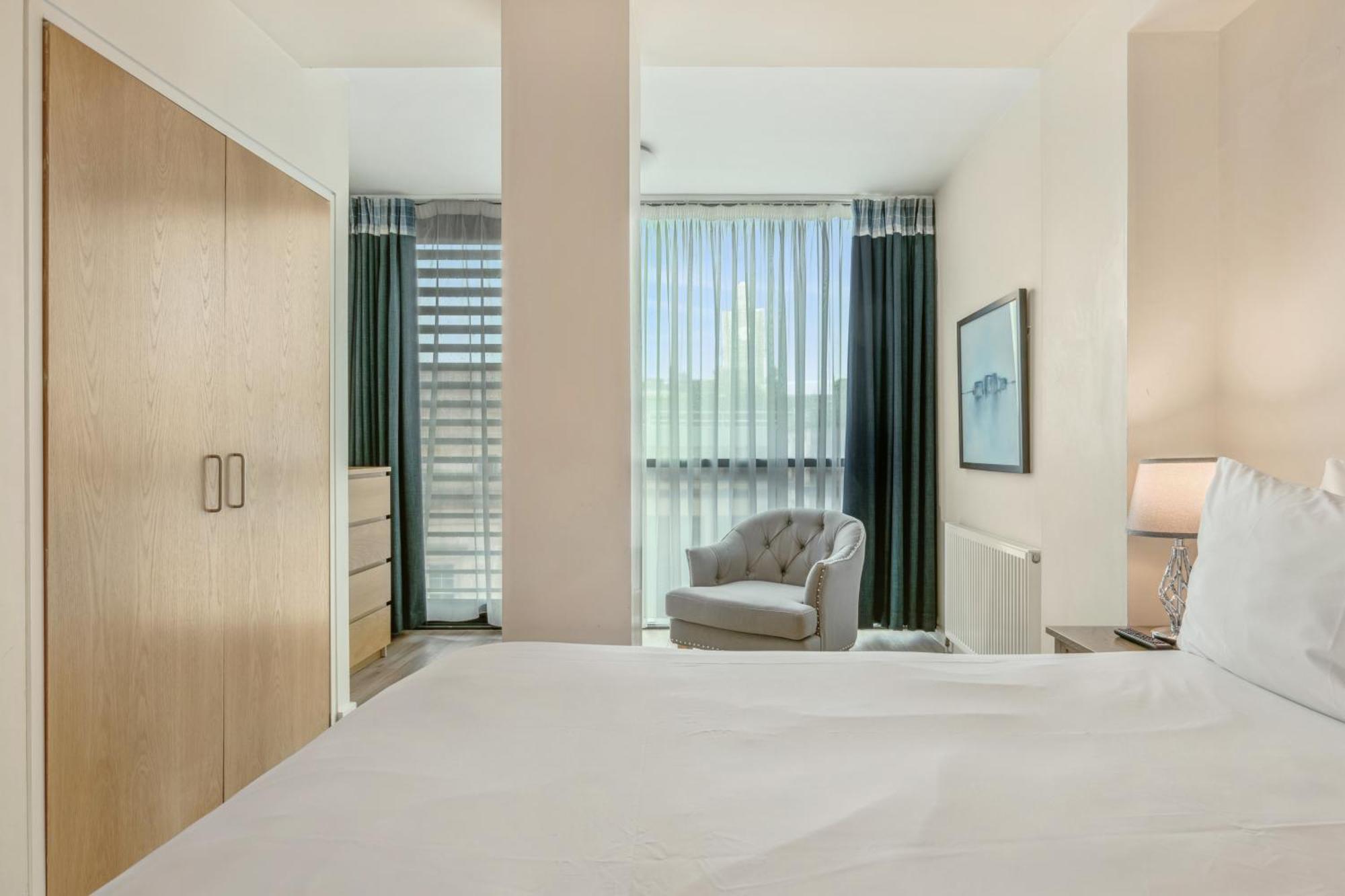 Princes Street Suites Единбург Екстериор снимка