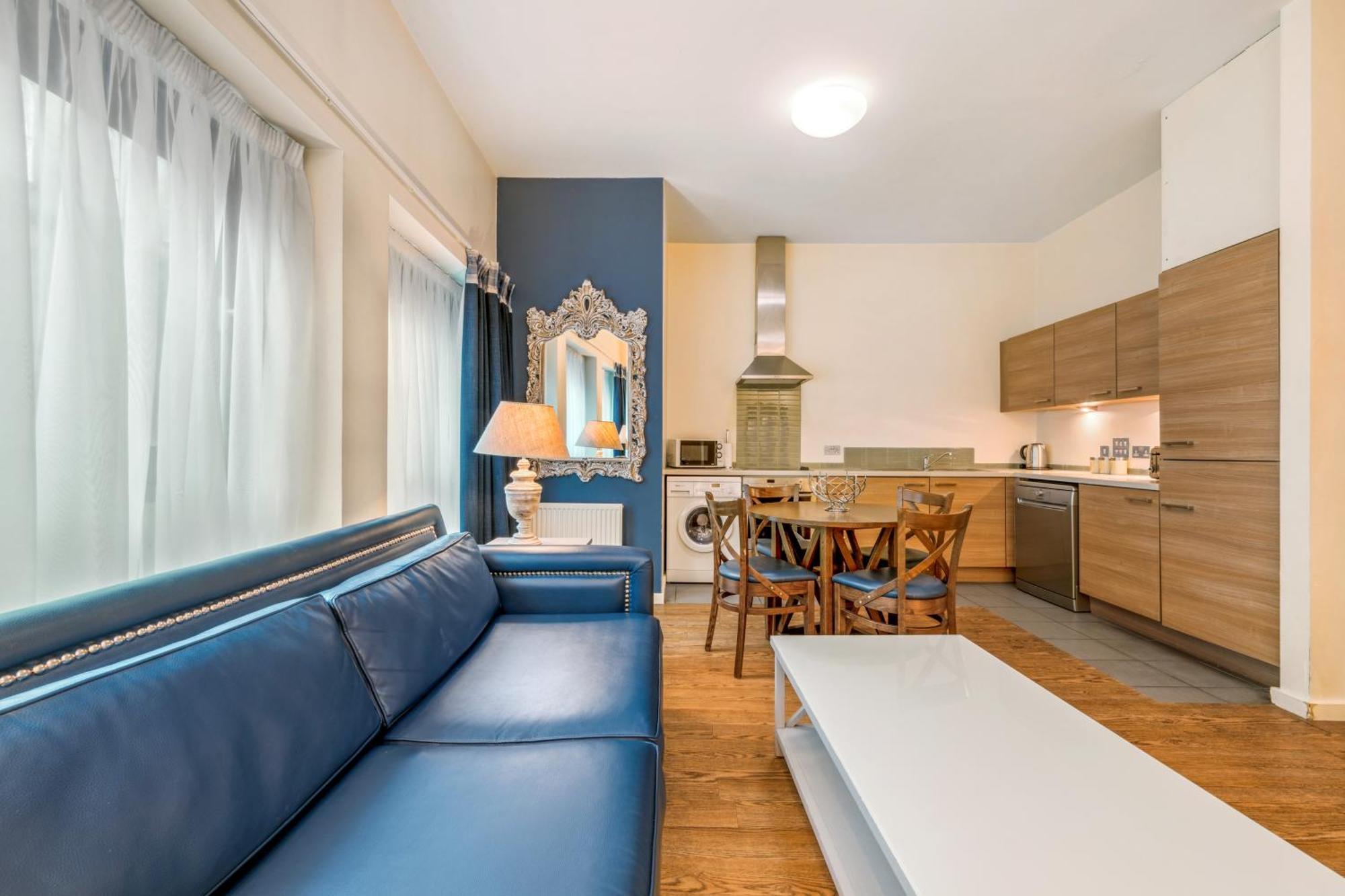 Princes Street Suites Единбург Екстериор снимка