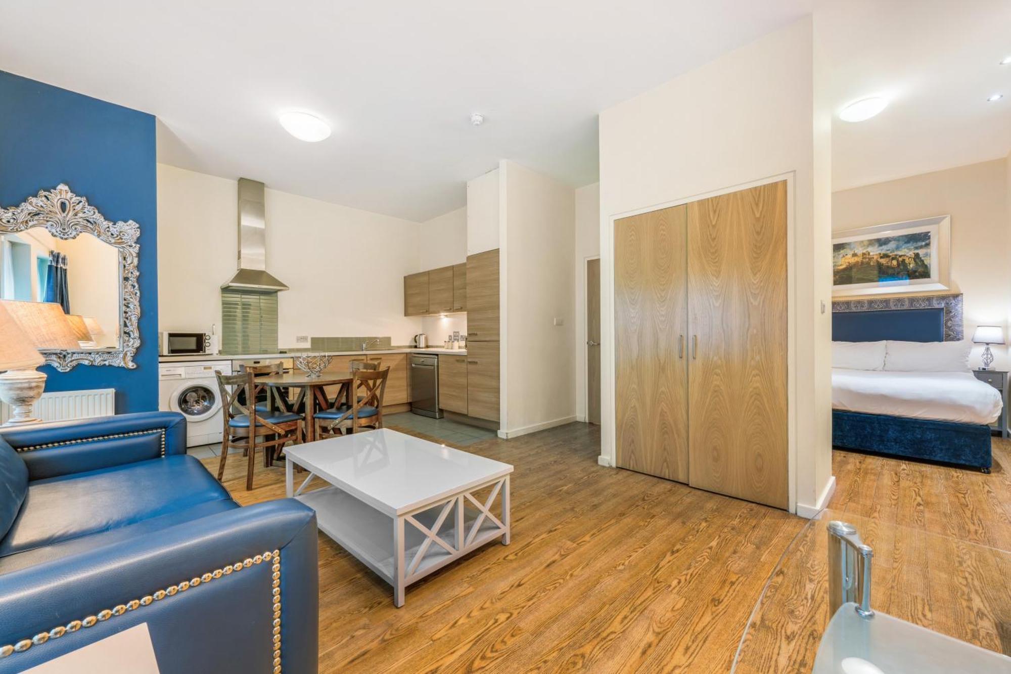 Princes Street Suites Единбург Екстериор снимка