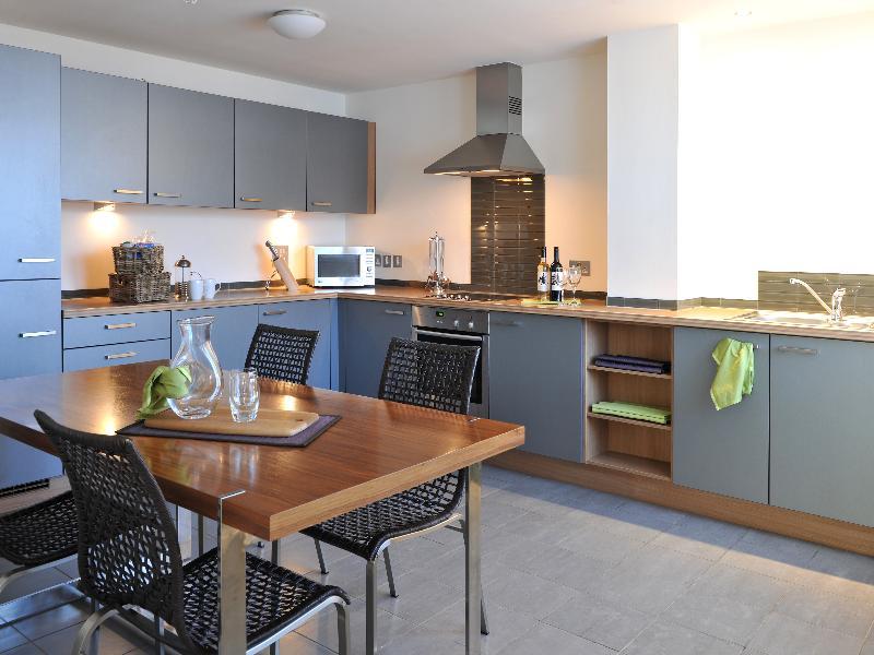 Princes Street Suites Единбург Екстериор снимка
