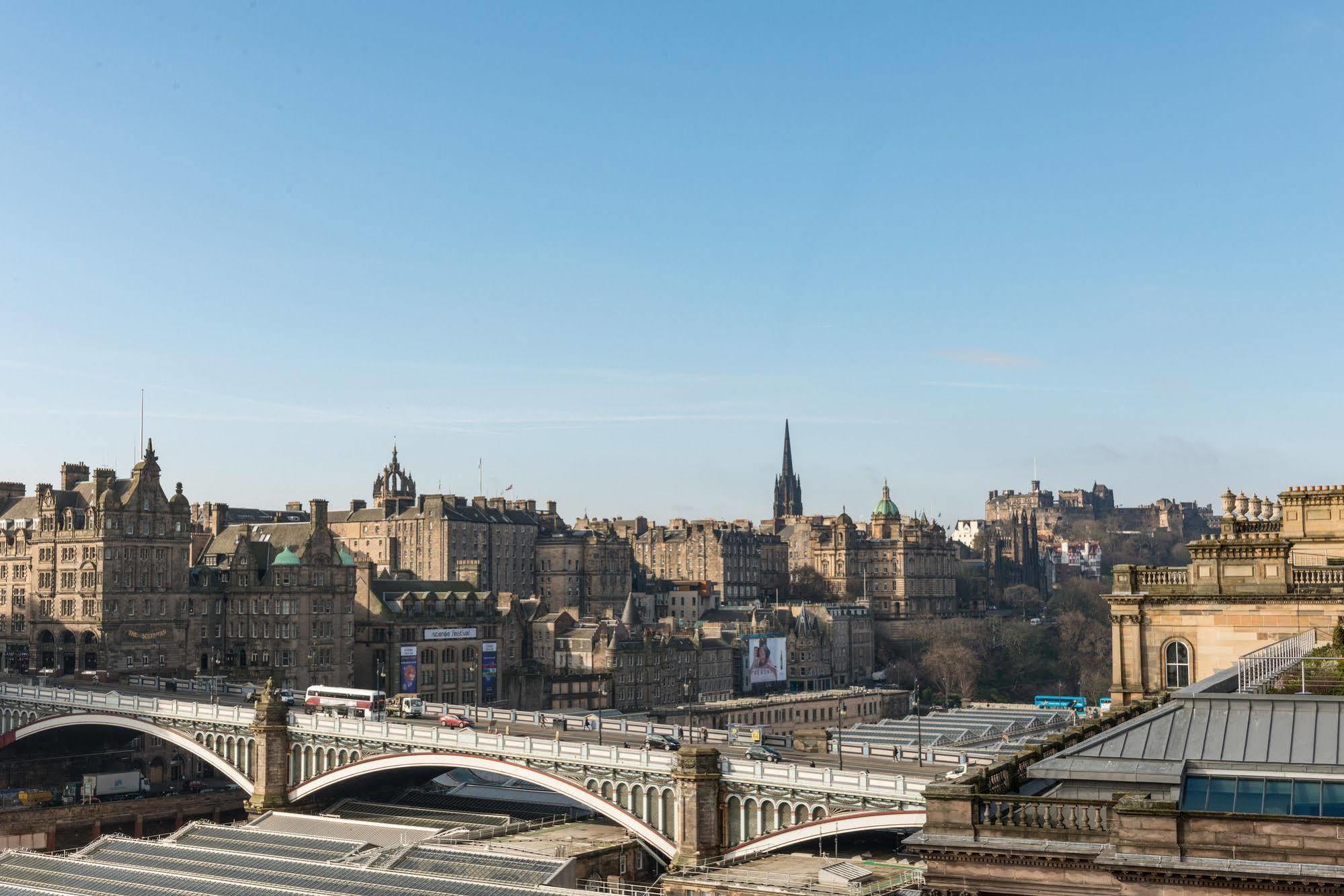Princes Street Suites Единбург Екстериор снимка